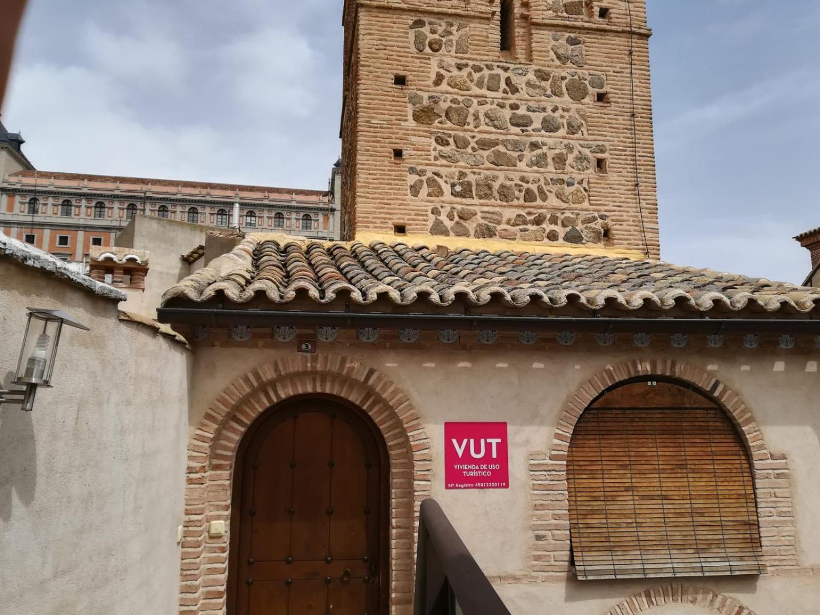 Casa Torre Mudejar Apartment Toledo Bagian luar foto