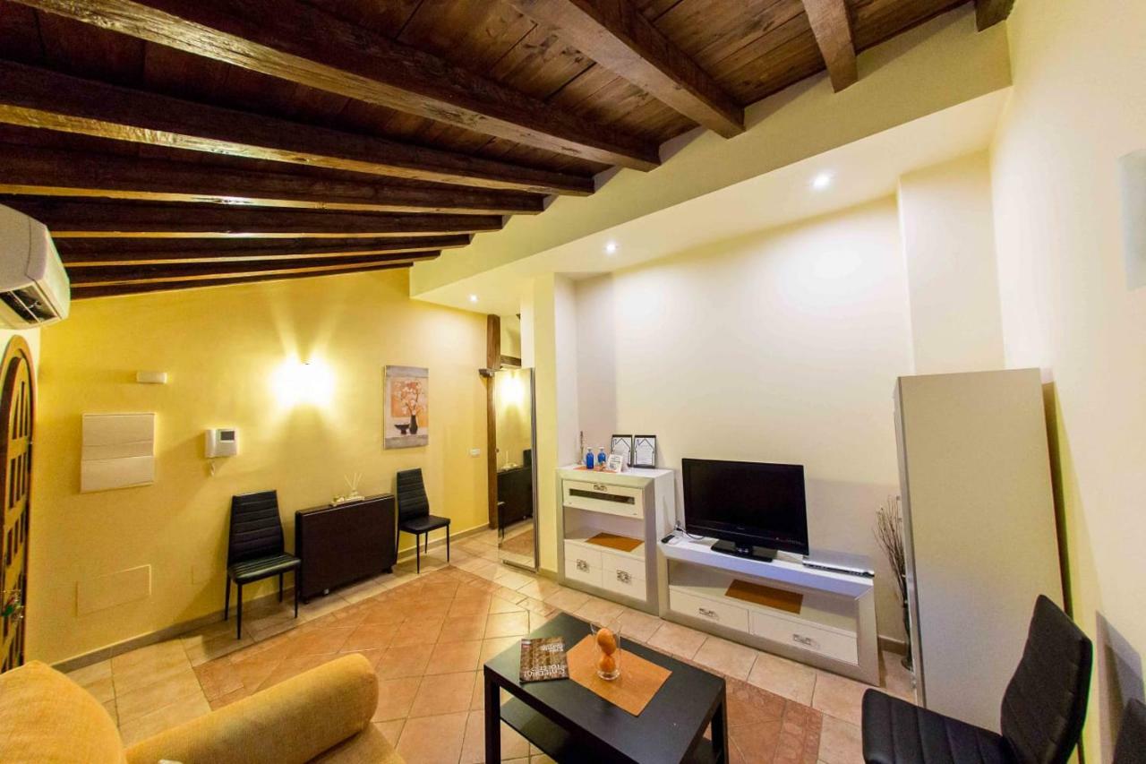 Casa Torre Mudejar Apartment Toledo Bagian luar foto
